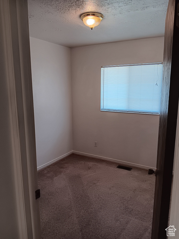 556 N FAIRFIELD RD #D1 Layton, UT 84041