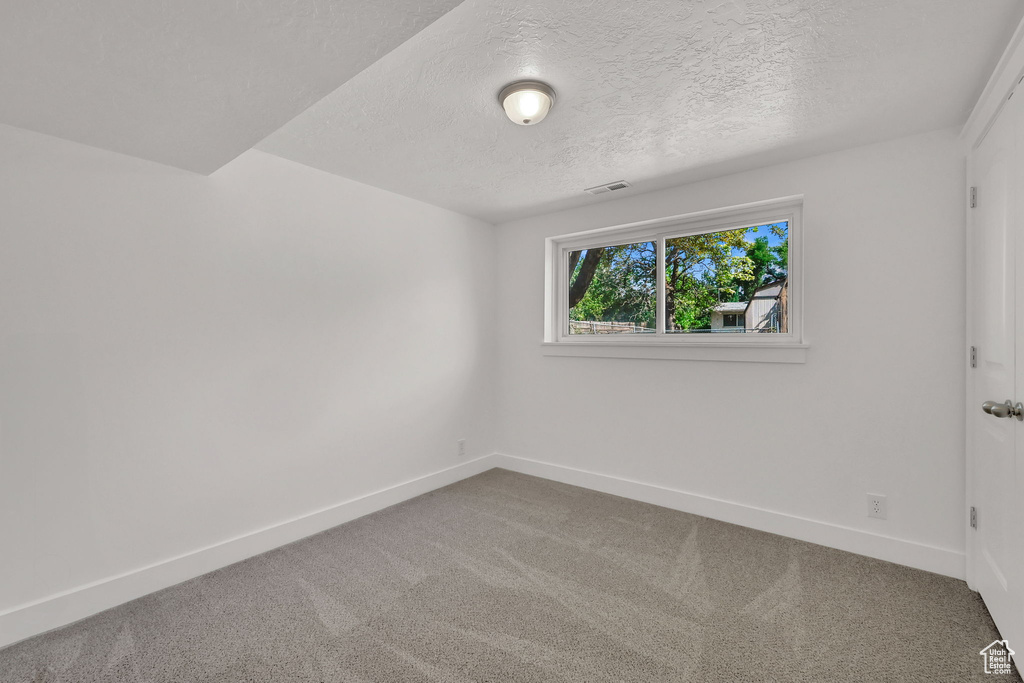 716 E 1350 N Ogden, UT 84404