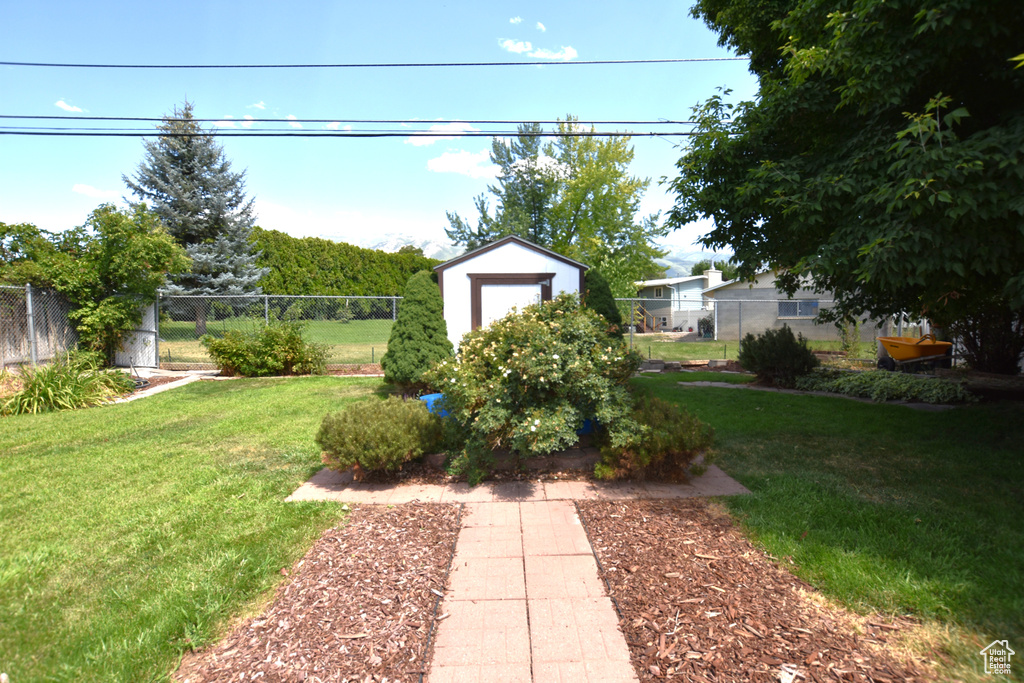 806 VALERIA DR Layton, UT 84041