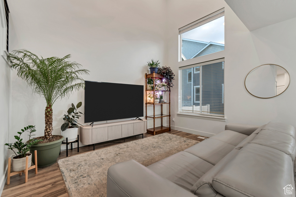 1421 N 3860 W #111 Lehi, UT 84043