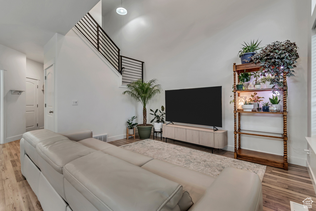 1421 N 3860 W #111 Lehi, UT 84043