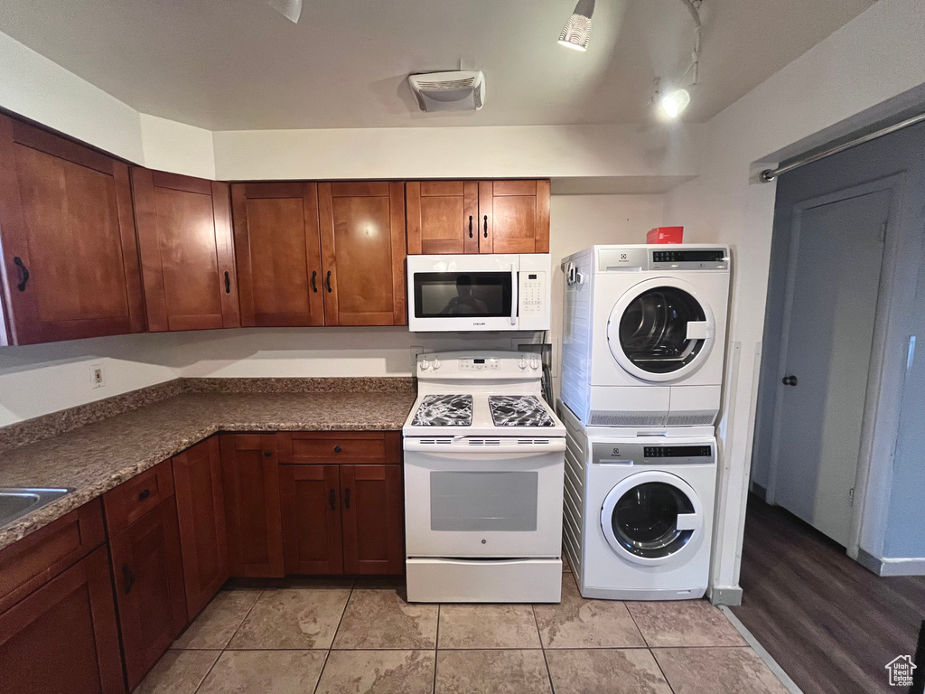 Photo 5 for MLS #2100700 at 3018 W 4100 South