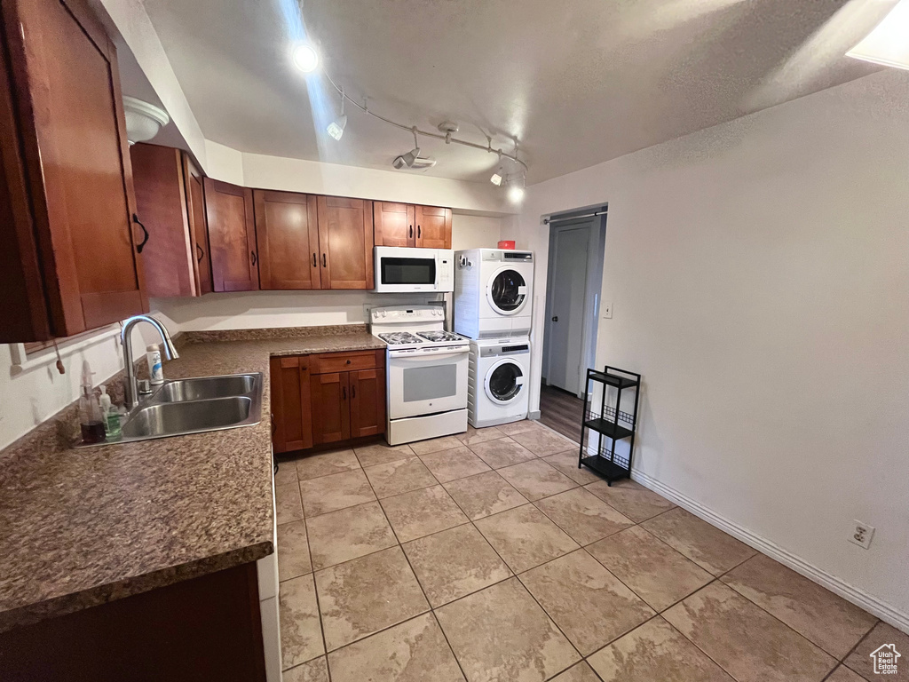 Photo 4 for MLS #2100700 at 3018 W 4100 South