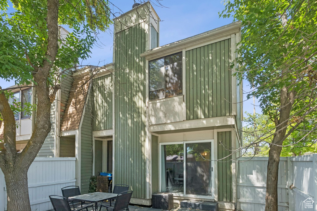 4216 S SOLITUDE RDG #A Taylorsville, UT 84129