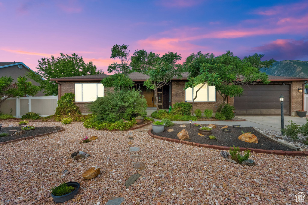 11673 S CASPER RD Sandy, UT 84092