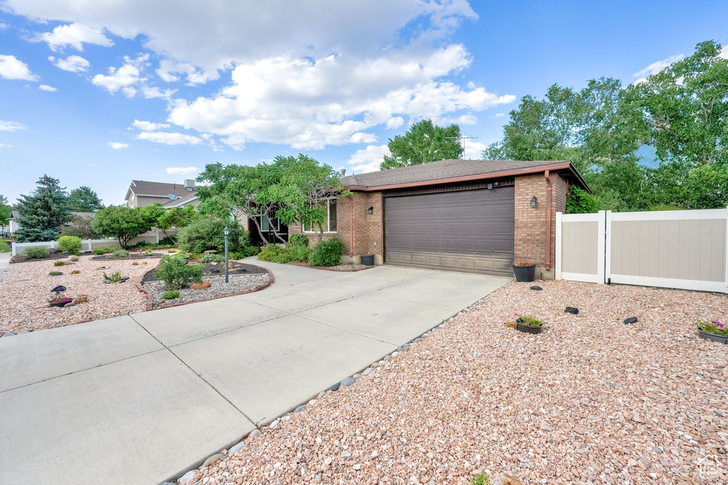 11673 S CASPER RD Sandy, UT 84092