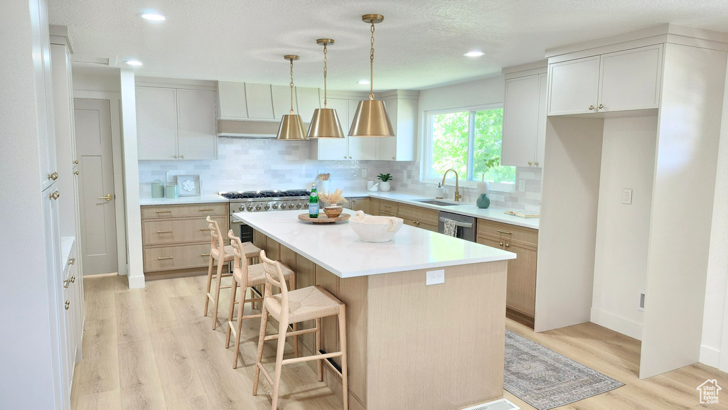 4529 S WESTVIEW DR Salt Lake City, UT 84124