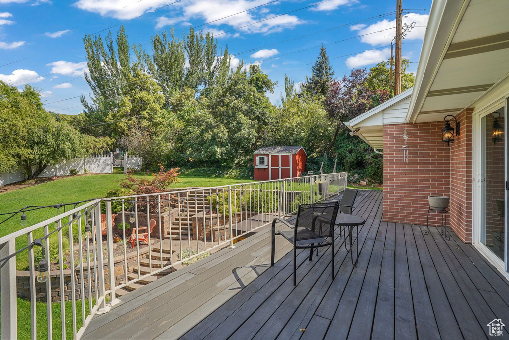 2385 S CLAREMONT DR Bountiful, UT 84010