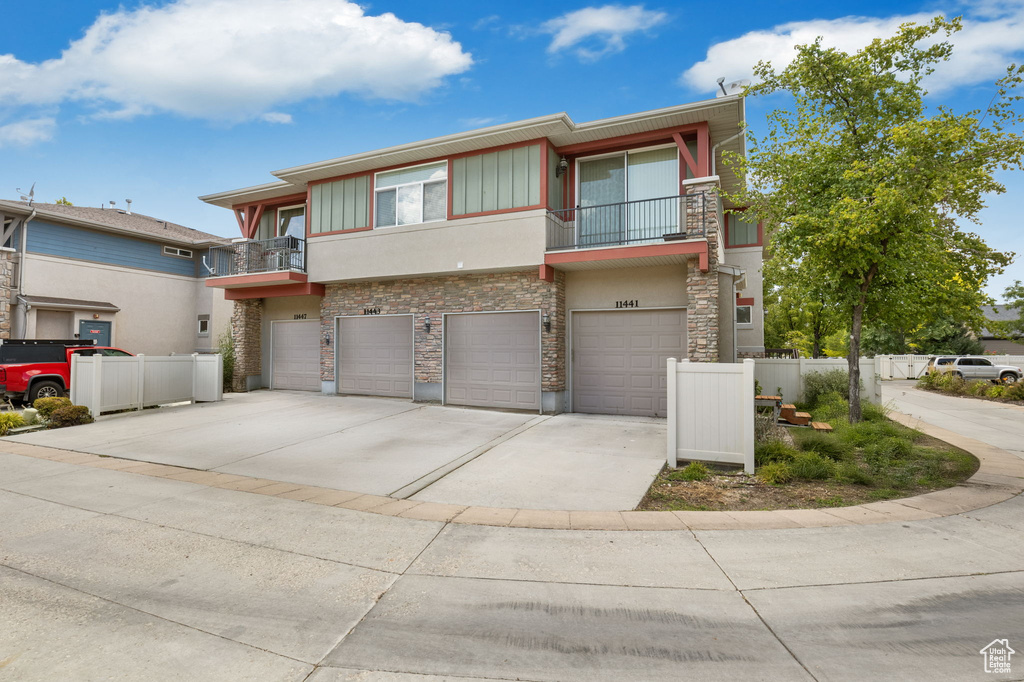 11441 S OAKMOND RD South Jordan, UT 84009