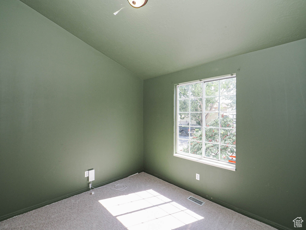 9352 SWEET MEADOW LN Sandy, UT 84070