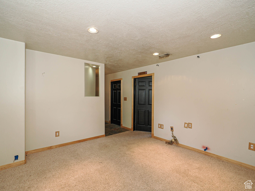 9352 SWEET MEADOW LN Sandy, UT 84070