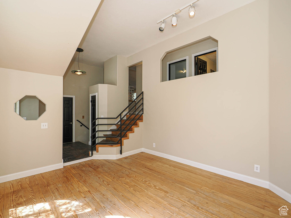 9352 SWEET MEADOW LN Sandy, UT 84070