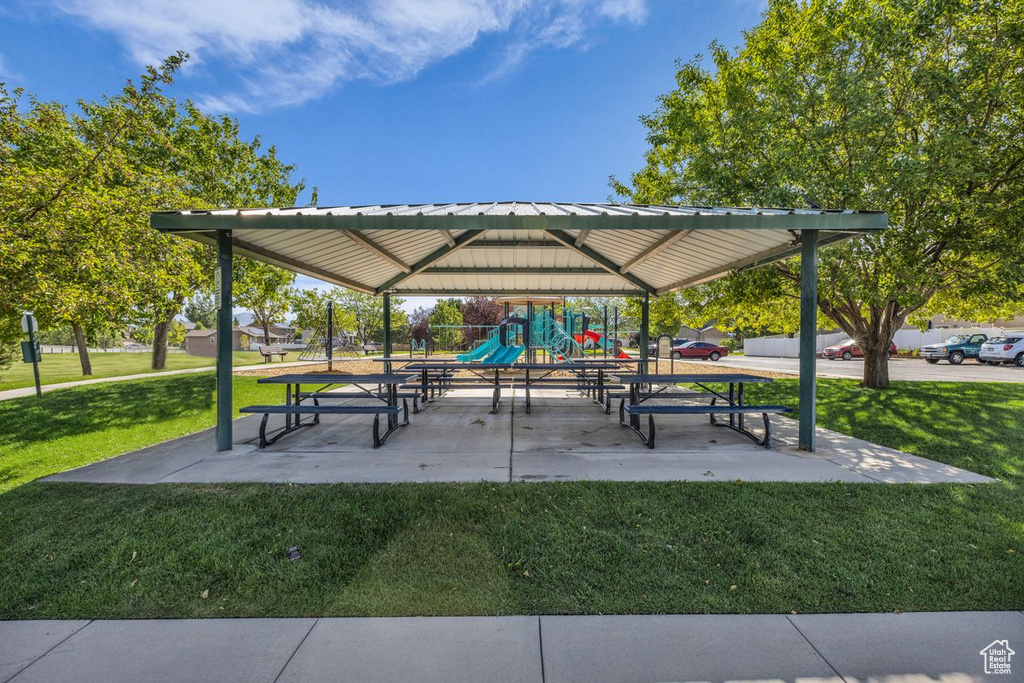 13071 S PIONEER PARK DR Herriman, UT 84096