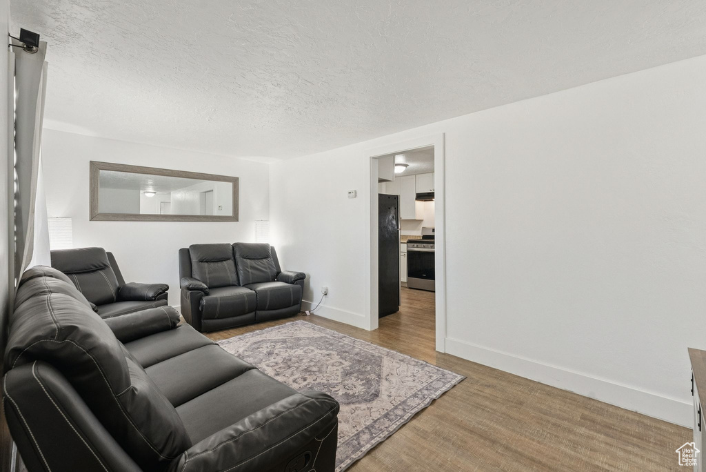2553 E 6550 S Uintah, UT 84405