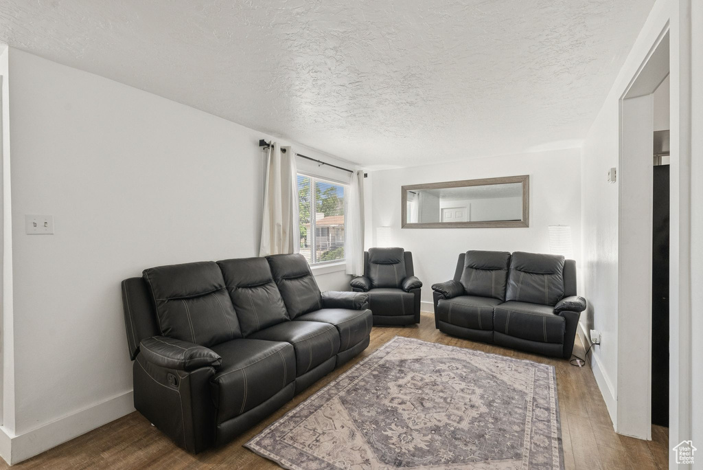 2553 E 6550 S Uintah, UT 84405