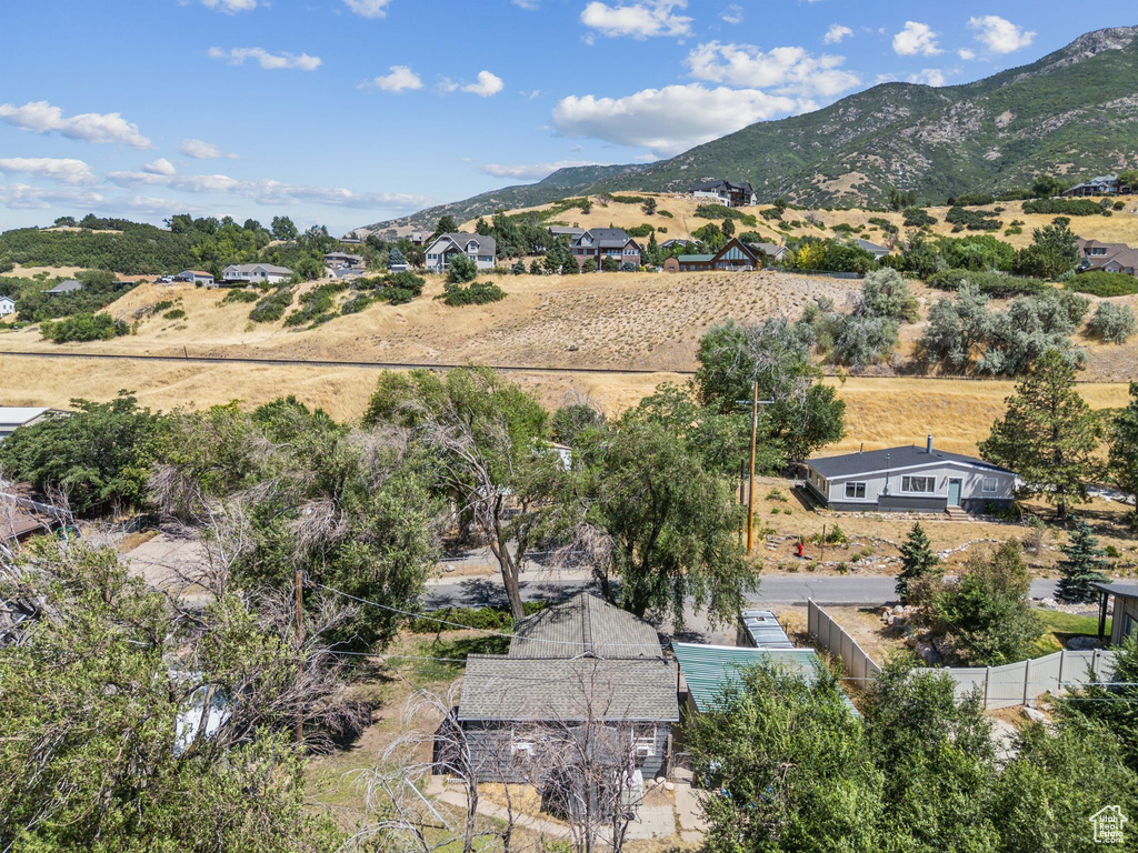2553 E 6550 S Uintah, UT 84405