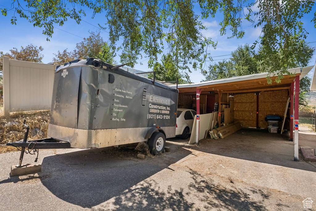 2553 E 6550 S Uintah, UT 84405