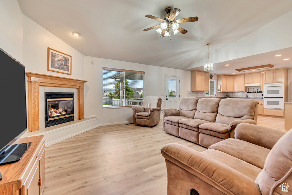 12159 S SWENSEN CIR Riverton, UT 84096