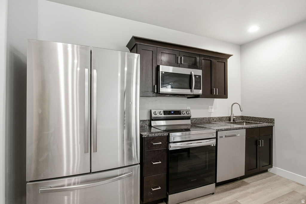 7926 N BRISTLECONE RD Eagle Mountain, UT 84005