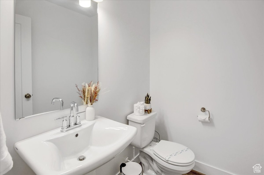 2245 N 450 W Layton, UT 84041