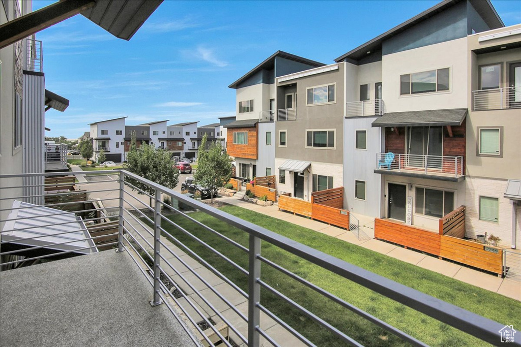 2245 N 450 W Layton, UT 84041