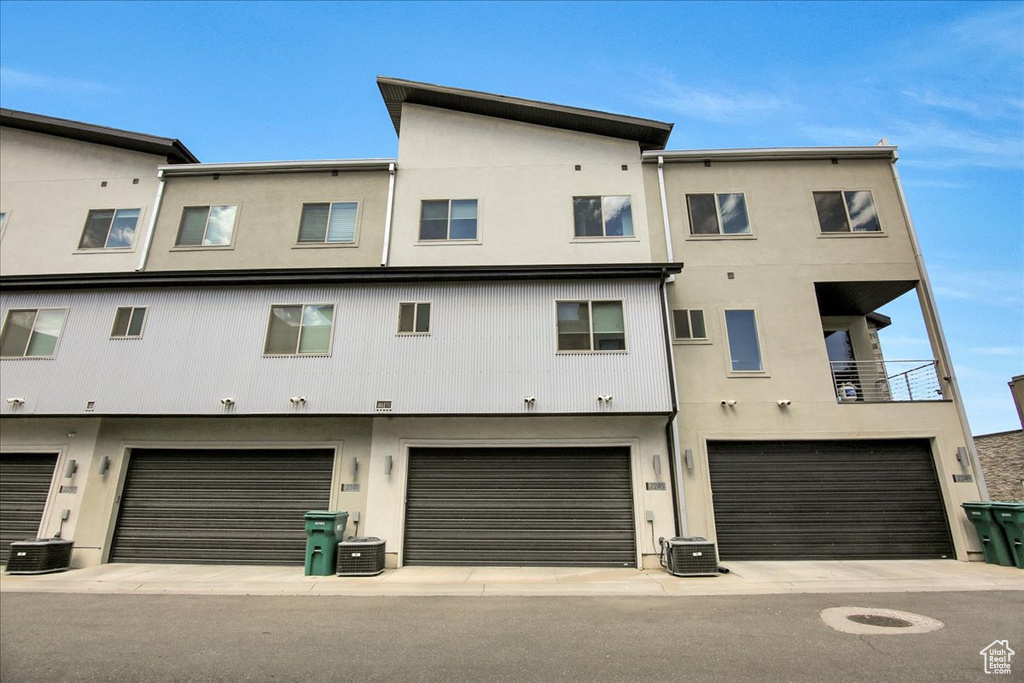 2245 N 450 W Layton, UT 84041