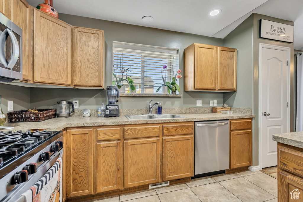 6059 BAYSHORE DR Stansbury Park, UT 84074