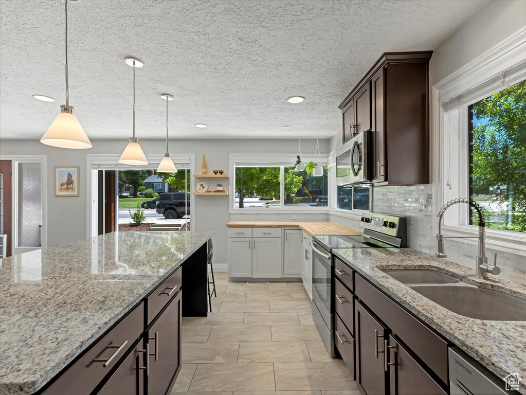 935 N 400 E Bountiful, UT 84010