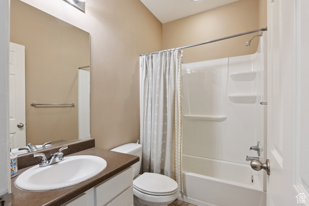 13 W CLEAR WATER DR Stansbury Park, UT 84074