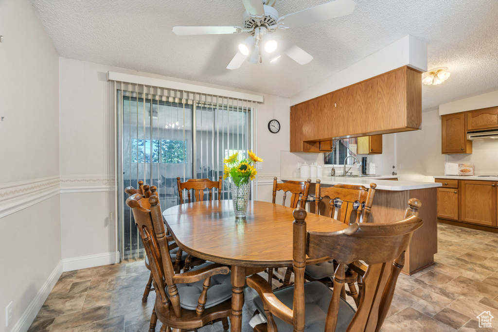 6300 S ASHWOOD DR Murray, UT 84121