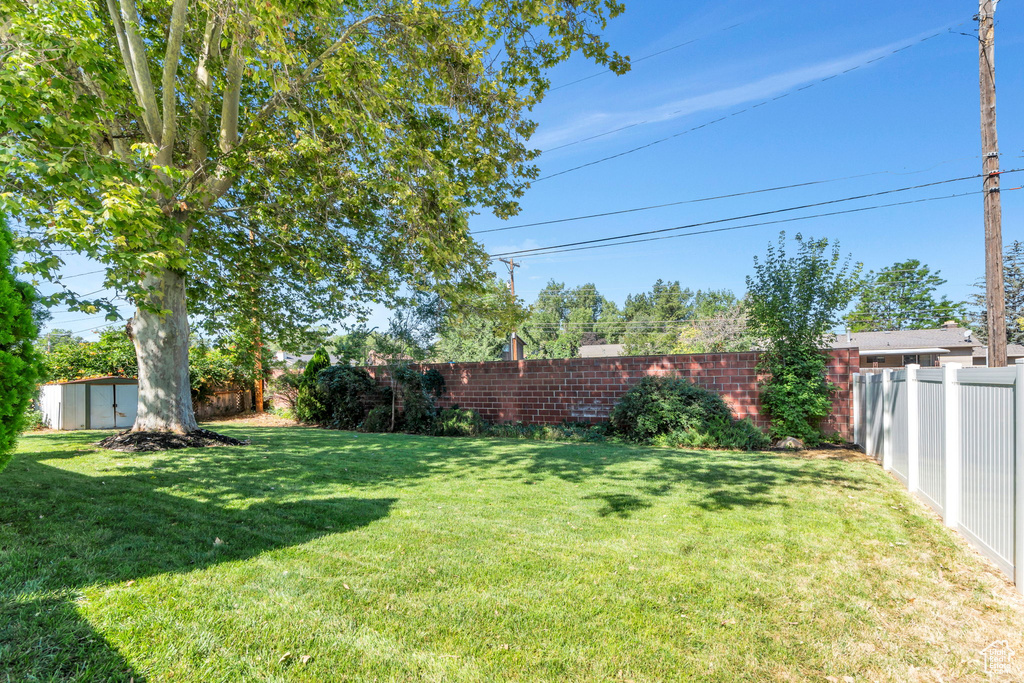 6300 S ASHWOOD DR Murray, UT 84121
