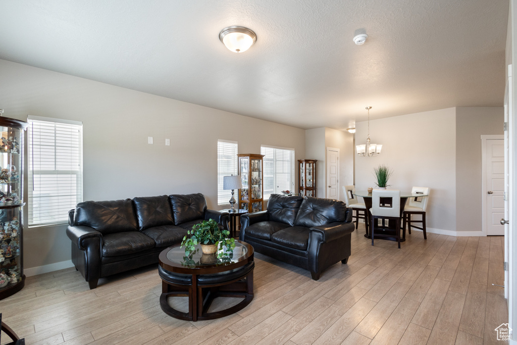 7697 W WEST KING TOP RD Magna, UT 84044
