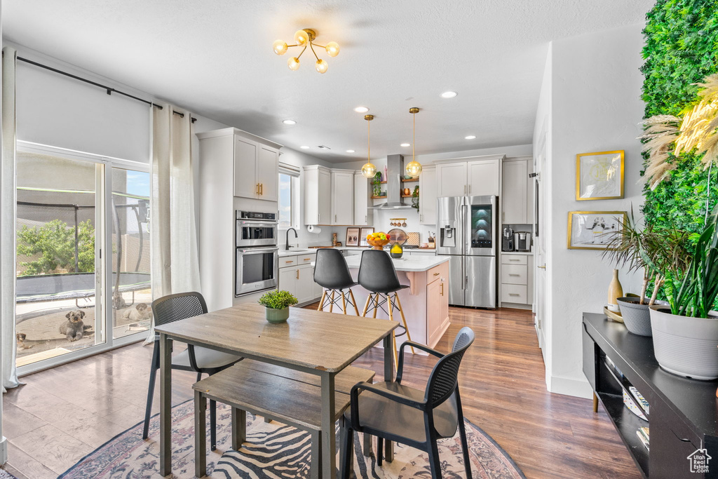 3239 S IRON HILL CIR Saratoga Springs, UT 84045