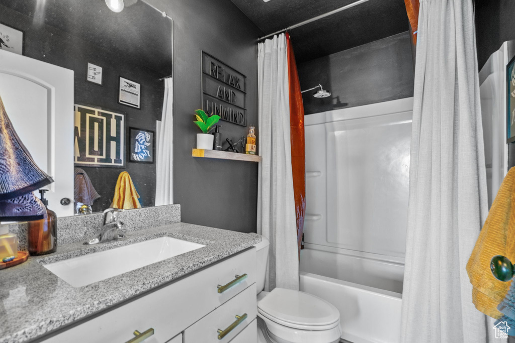 3239 S IRON HILL CIR Saratoga Springs, UT 84045