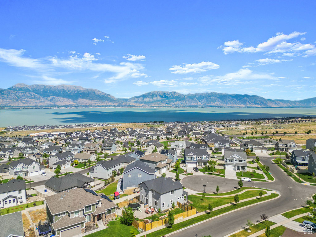 3239 S IRON HILL CIR Saratoga Springs, UT 84045