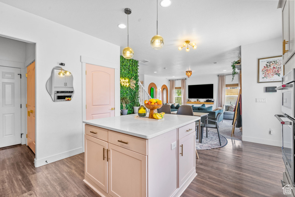 3239 S IRON HILL CIR Saratoga Springs, UT 84045