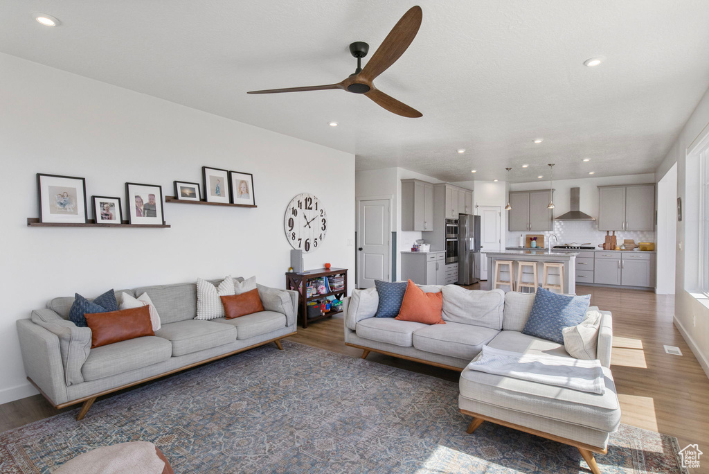 6073 W ESKER TERRACE LN #206 West Jordan, UT 84081