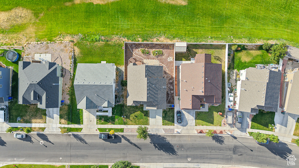 214 W QUARTZ RD Tooele, UT 84074