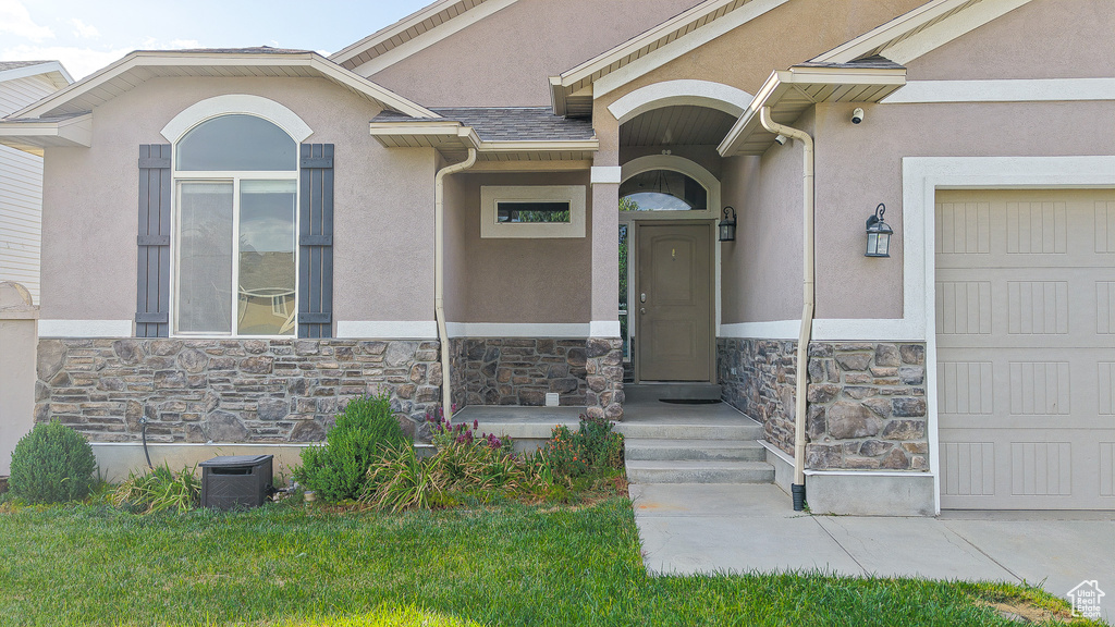 214 W QUARTZ RD Tooele, UT 84074