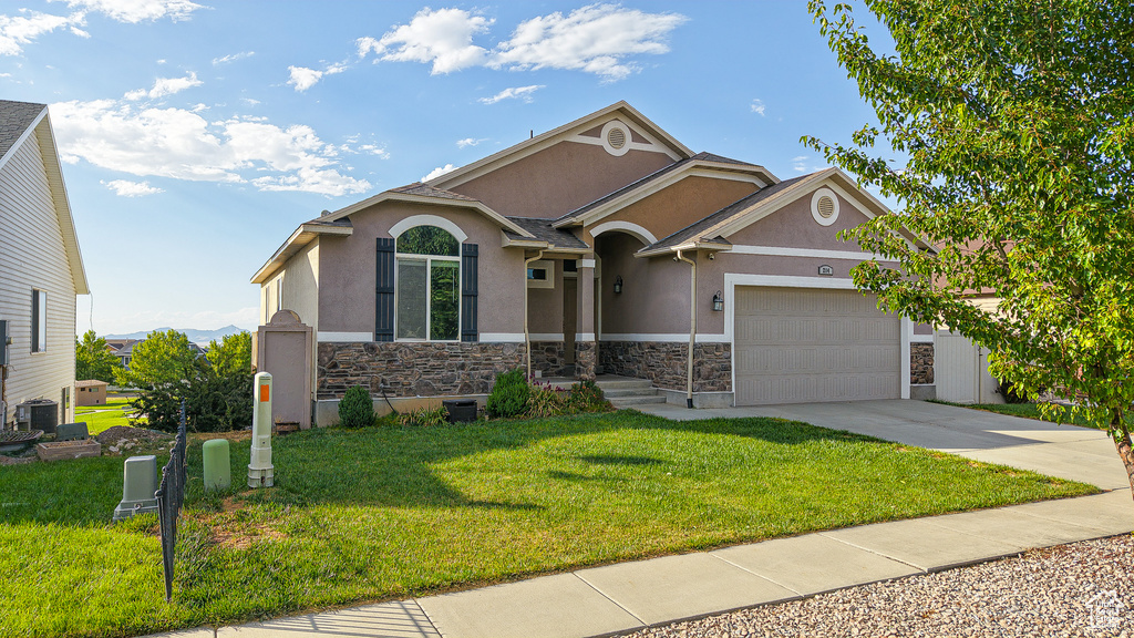 214 W QUARTZ RD Tooele, UT 84074