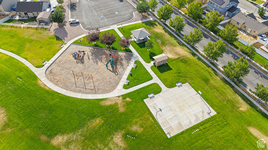 214 W QUARTZ RD Tooele, UT 84074