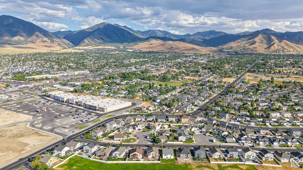 214 W QUARTZ RD Tooele, UT 84074
