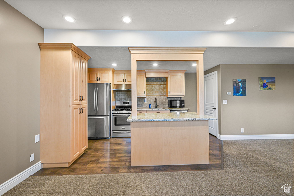 882 MANCHESTER RD Kaysville, UT 84037