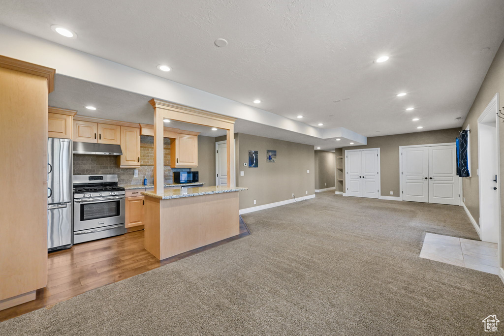 882 MANCHESTER RD Kaysville, UT 84037