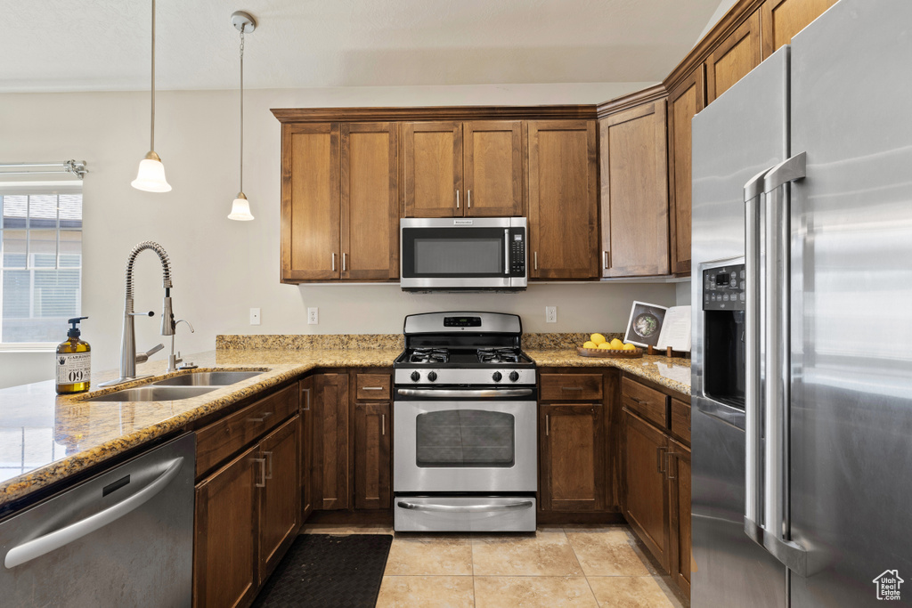 2274 W MACKAY LN Taylorsville, UT 84129