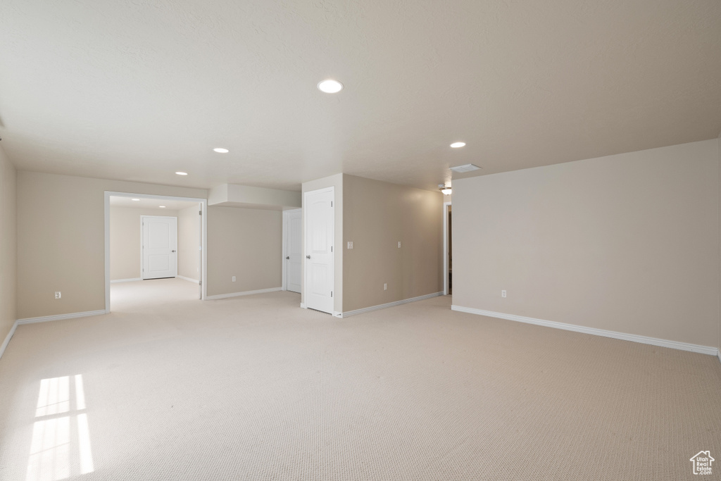 2274 W MACKAY LN Taylorsville, UT 84129