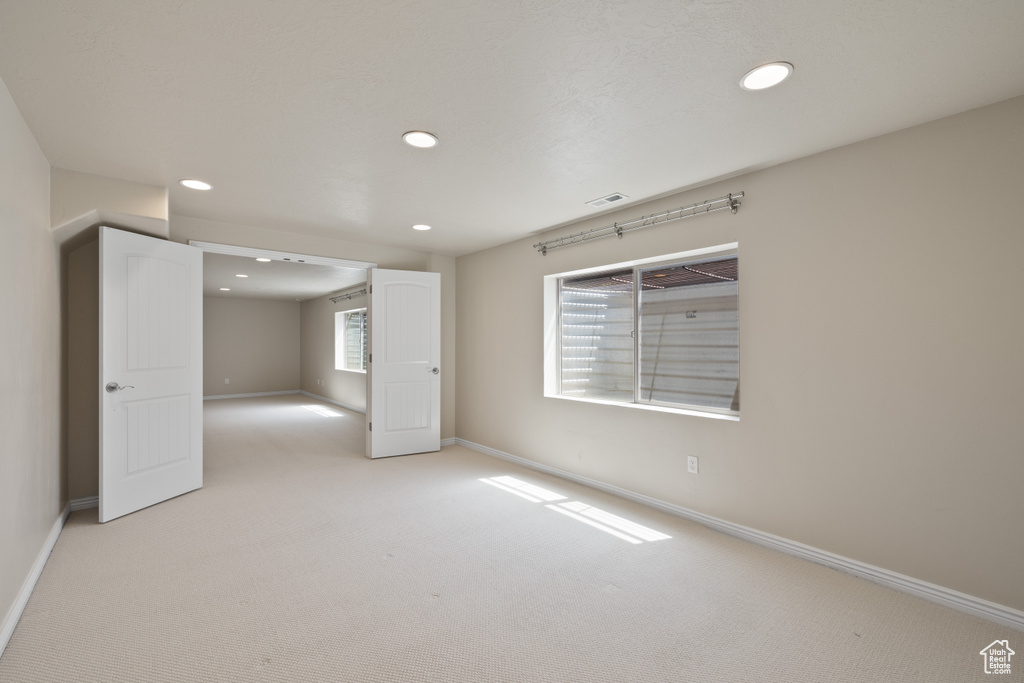 2274 W MACKAY LN Taylorsville, UT 84129