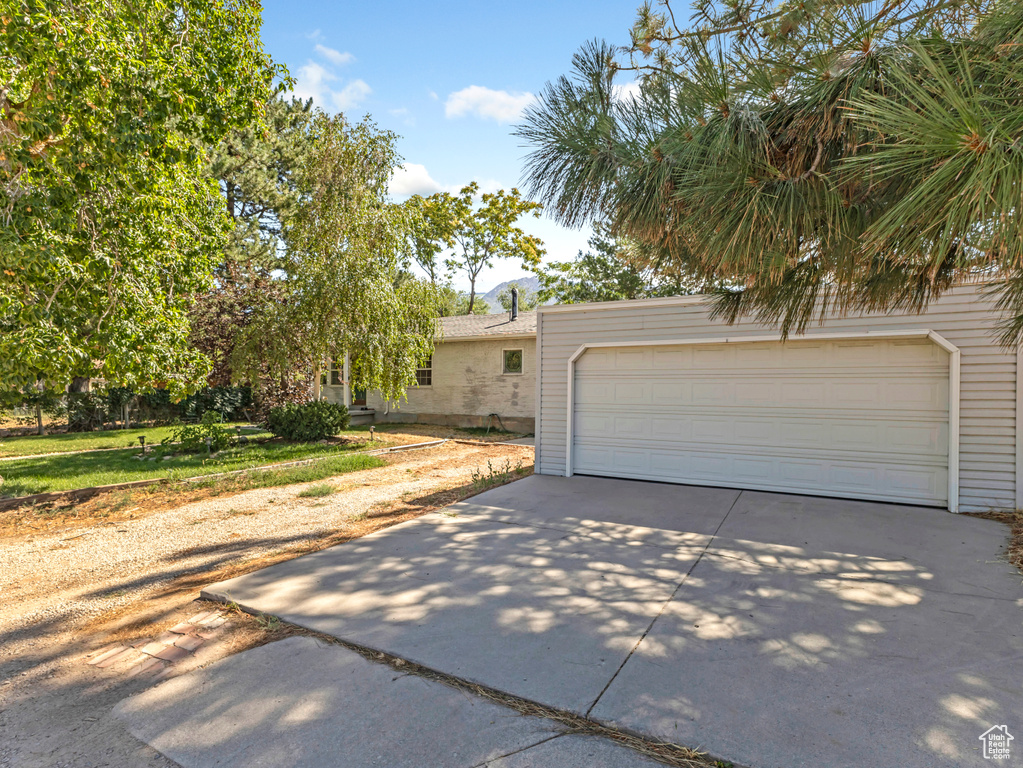 1900 E 6400 S Murray, UT 84121