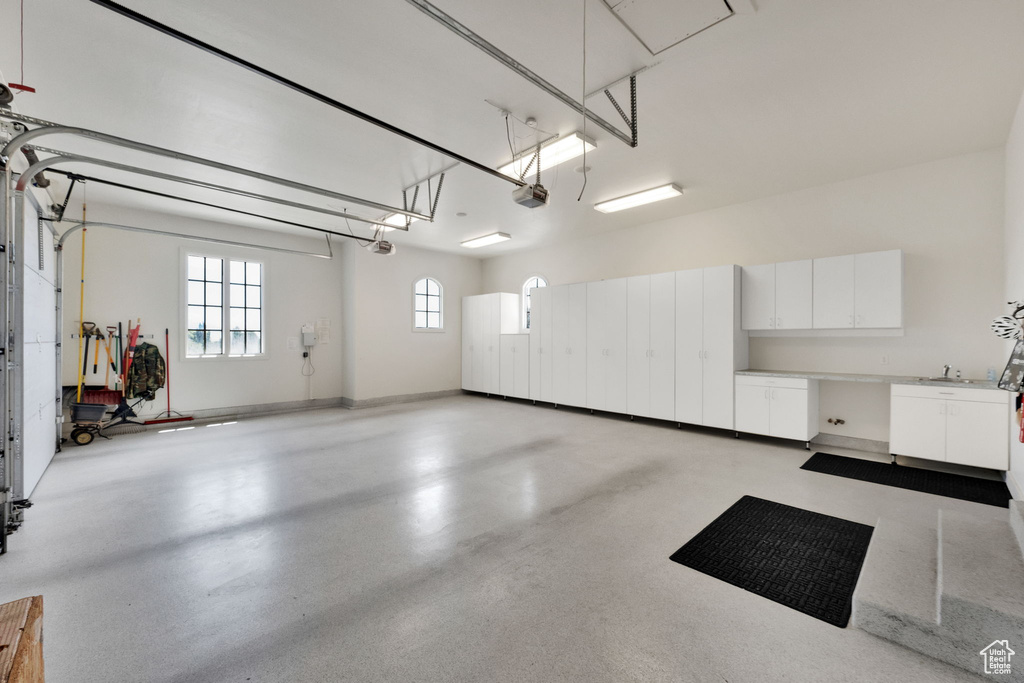 1051 E 100 N Lindon, UT 84042