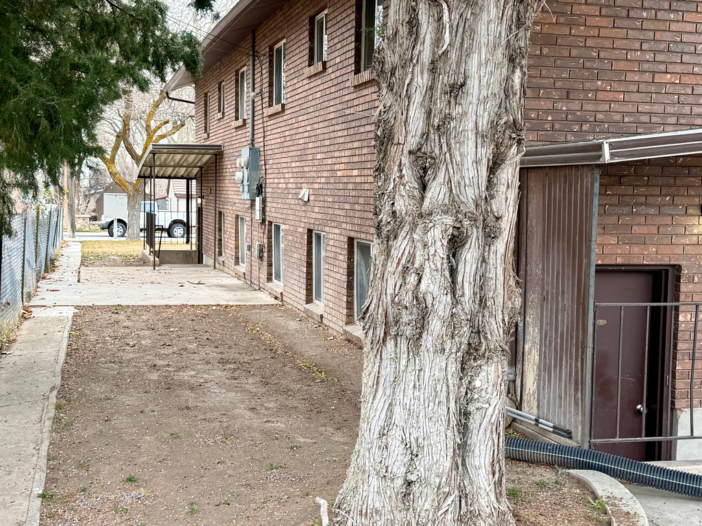 54 W 250 N Clearfield, UT 84015